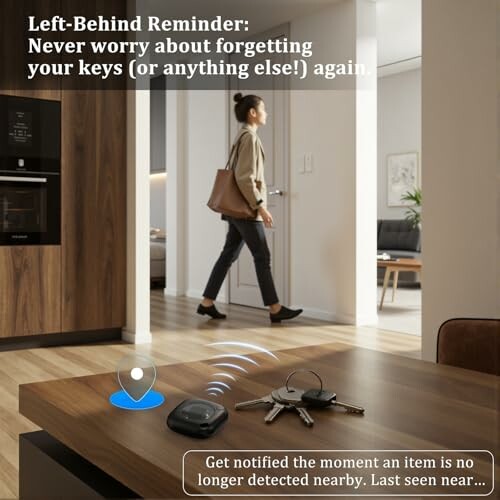 Frau verlässt Haus, Schlüssel auf Tisch mit Erinnerungssignal.